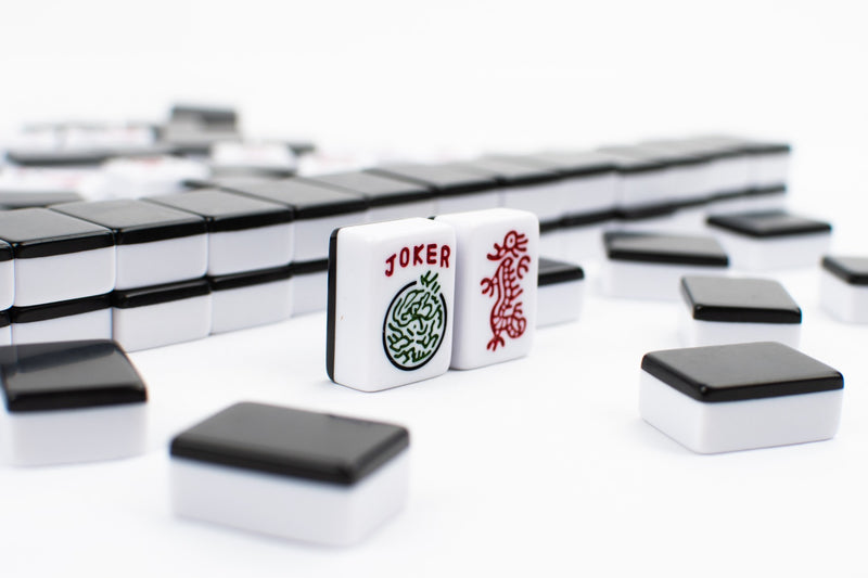 LPG Mahjong Case - American Set w/ Black Tiles and Racks
